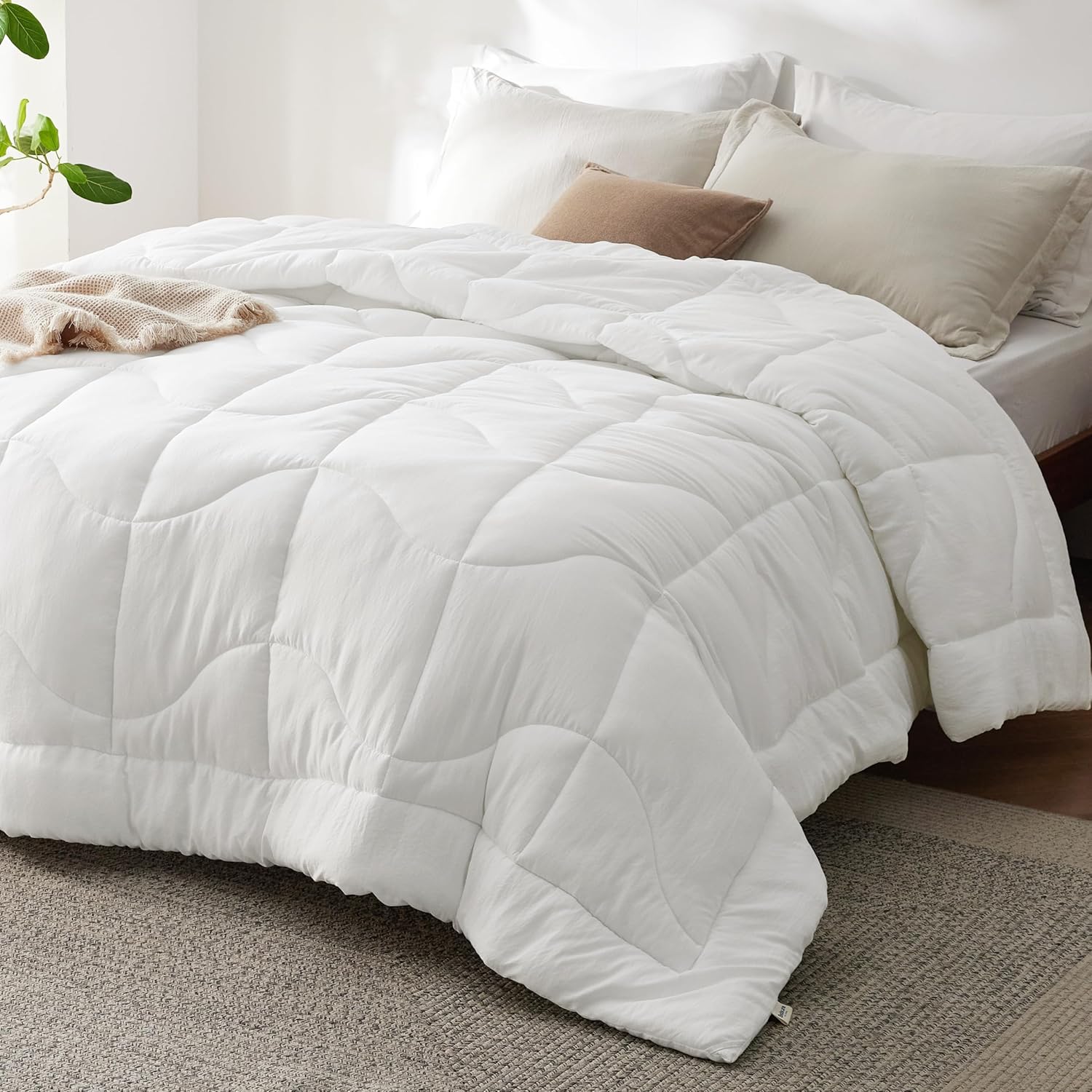 Bedsure Comforters Queen Size - Down Alternative Comforter for All Season, Butte...