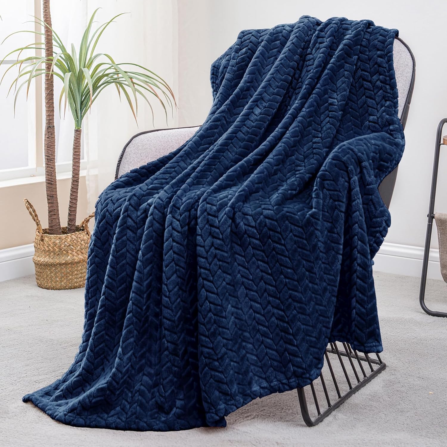 Exclusivo Mezcla Navy Blue Fleece Throw Blanket for Couch and Bed, 50x70 Inches...