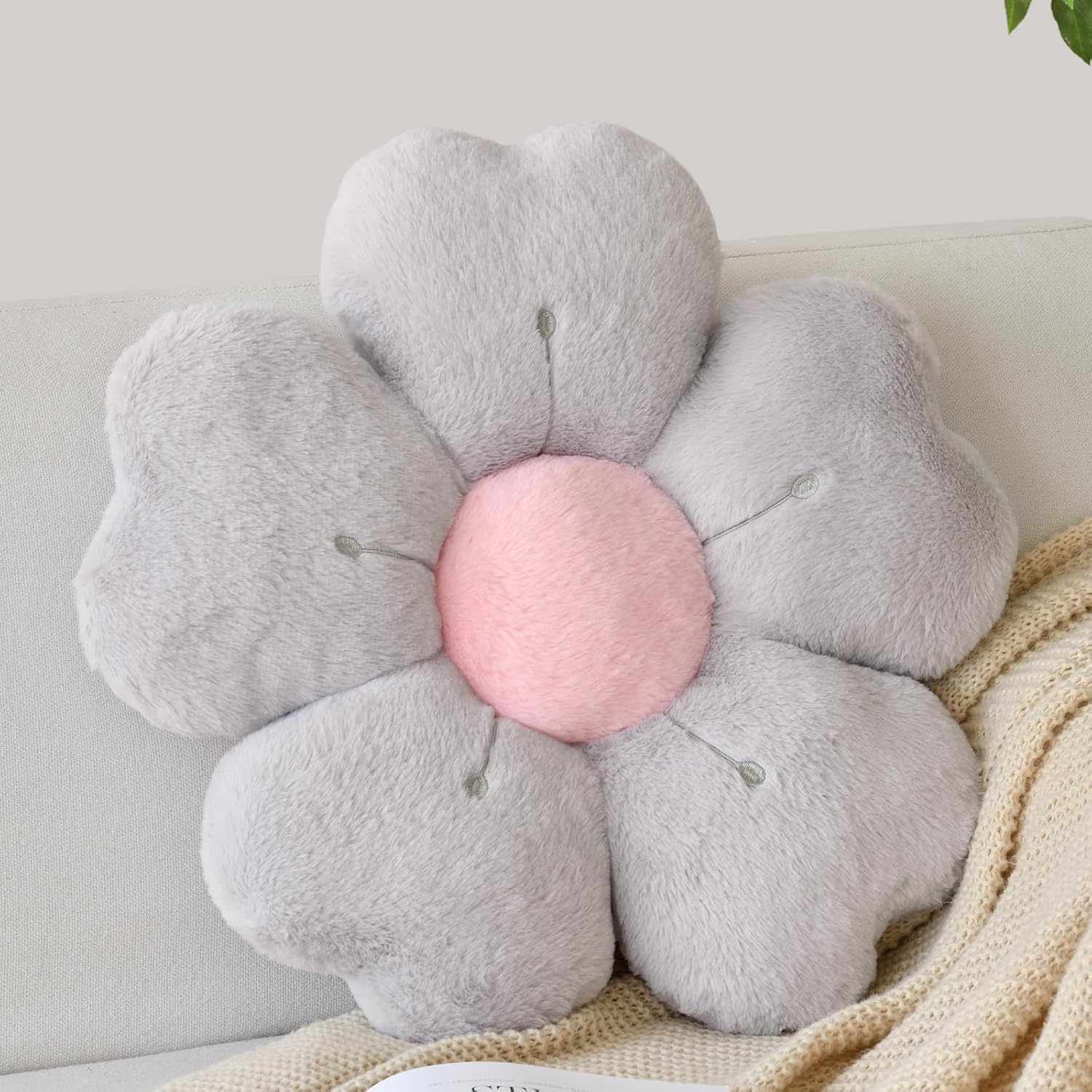 Flower Shaped Pillow, Cute Decorative Throw Pillows with Soft Rabbit Fur for Cou...