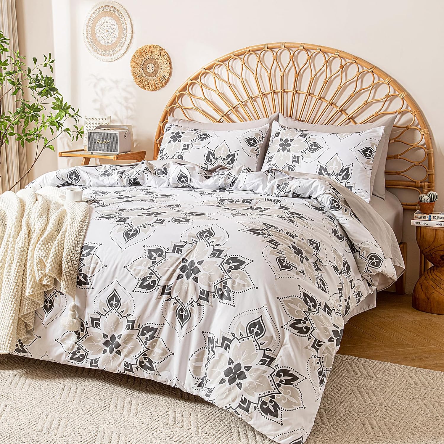 ARTALL Queen Comforter Set, 7 Pcs Bed in a Bag Comforter Queen Size, Classic Lux...