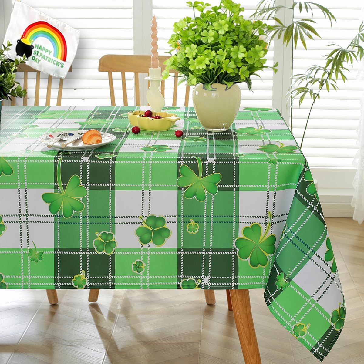 SASTYBALE St Patricks Day Tablecloth 52 x 70 Inch Clover Spring Buffalo Plaid Re...