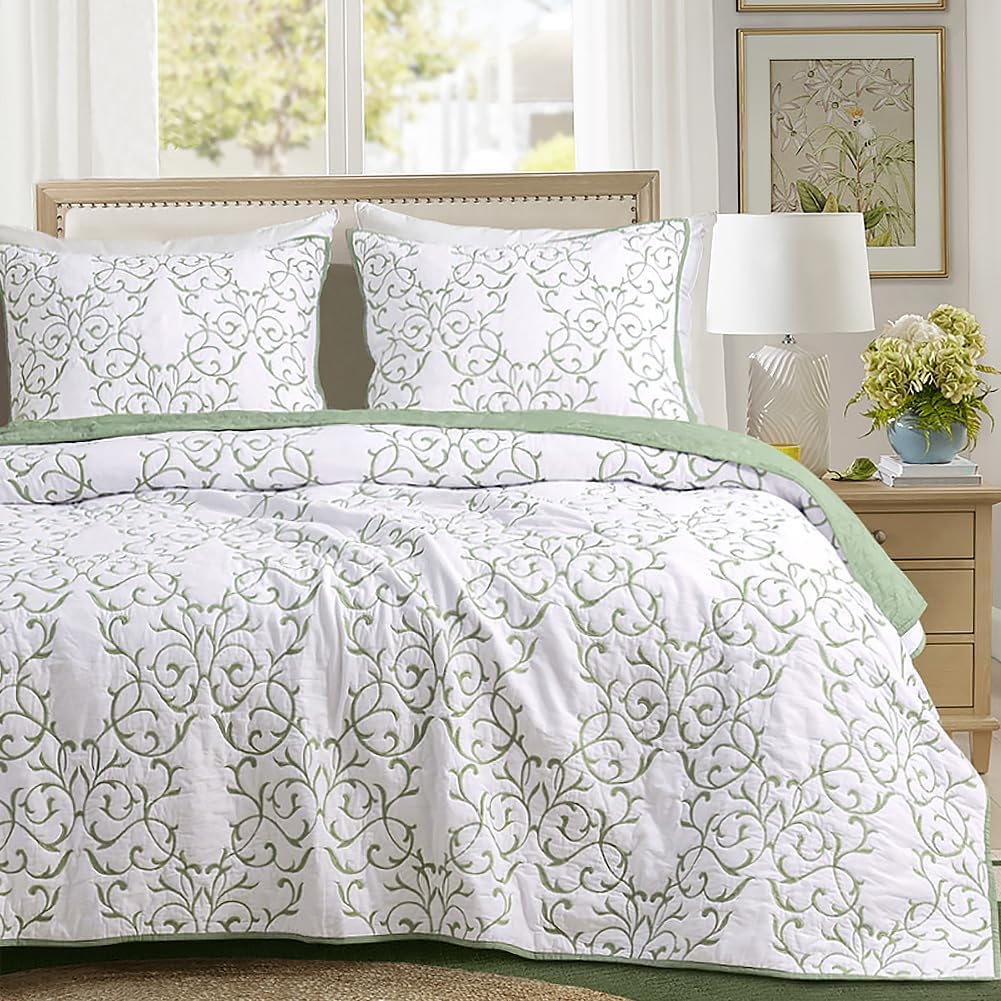 mixinni Quilt Sage Green Queen Size Reversible 3-Piece Sage Green Embroidery Pat...