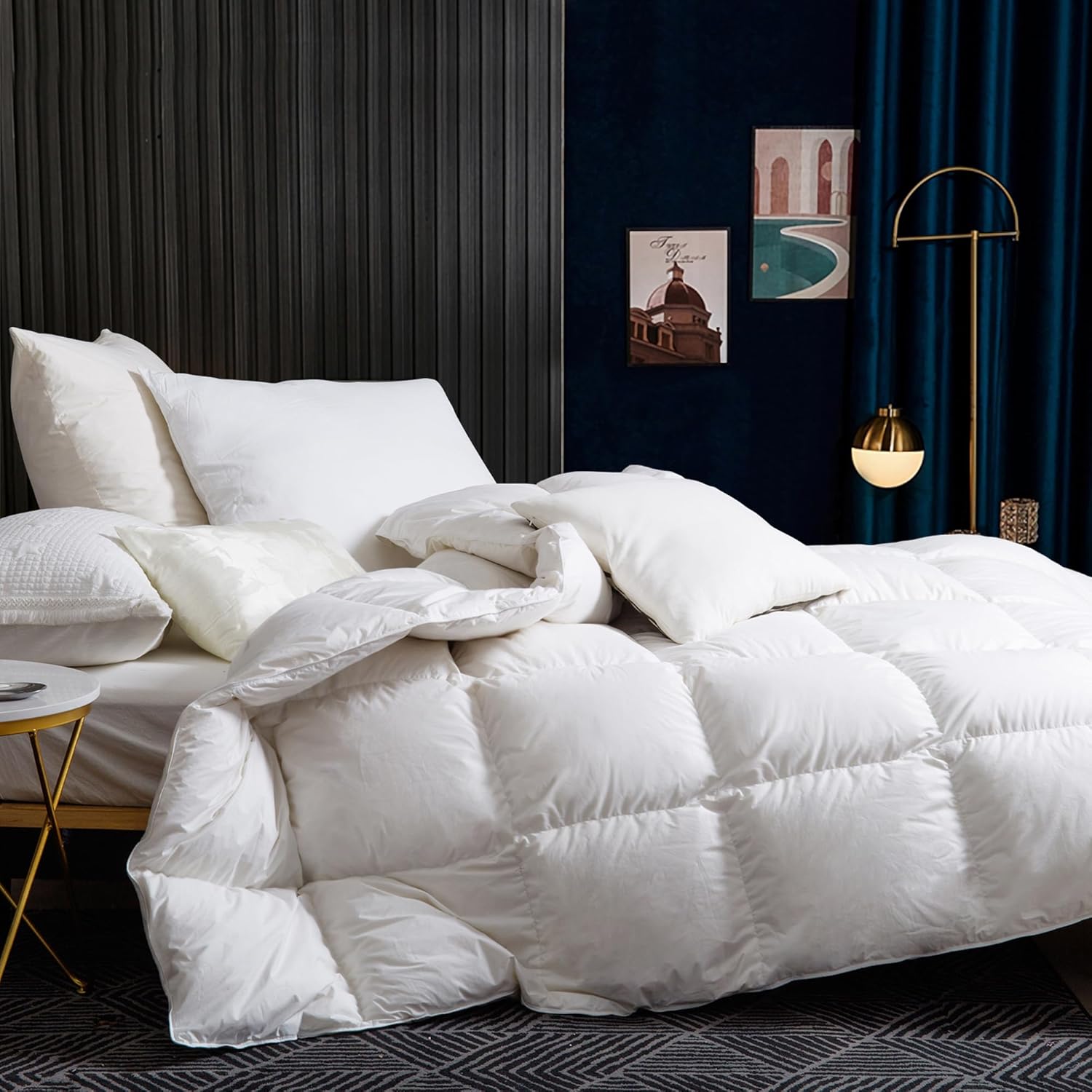 Luxury BedFabtasy King Duvet, Premium Goose Feathers Down Summer Duvet with 100%...