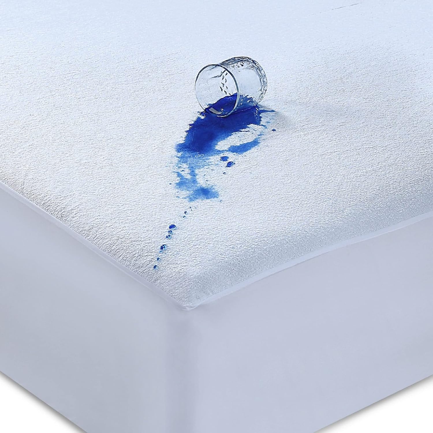 Top Quality Caroline Shatuik Waterproof Mattress Protector, Premium King Size Be...