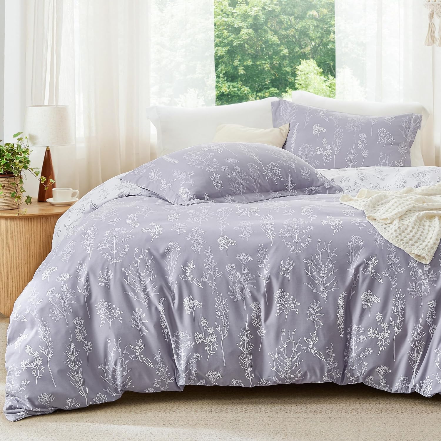 Elegant Bedsure Twin/Twin XL Comforter Set, Cozy Lavender Bedding for a Stylish...