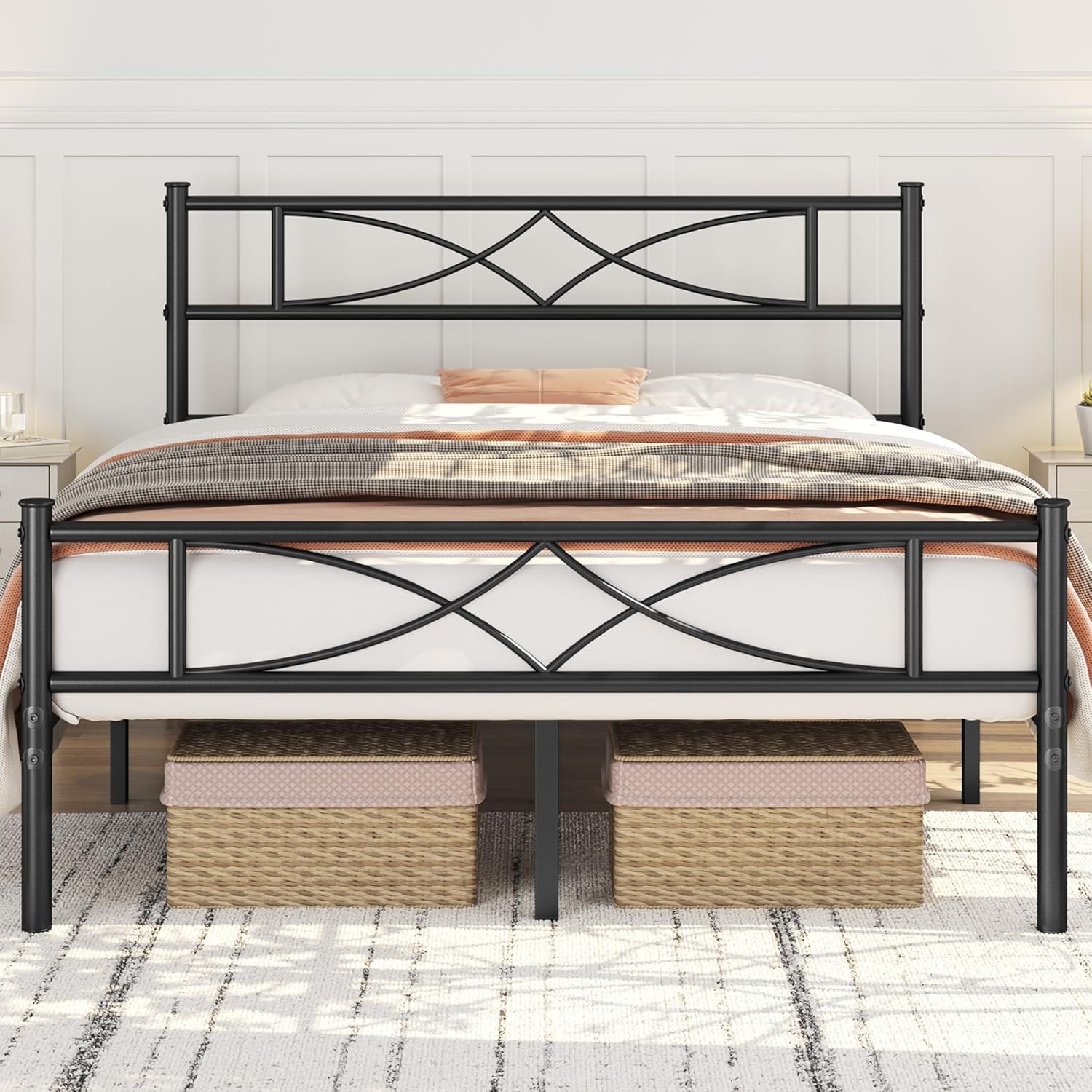 Stylish Yaheetech 4ft6 Double Bed Frames, Special Metal Slatted Bed Platform wit...
