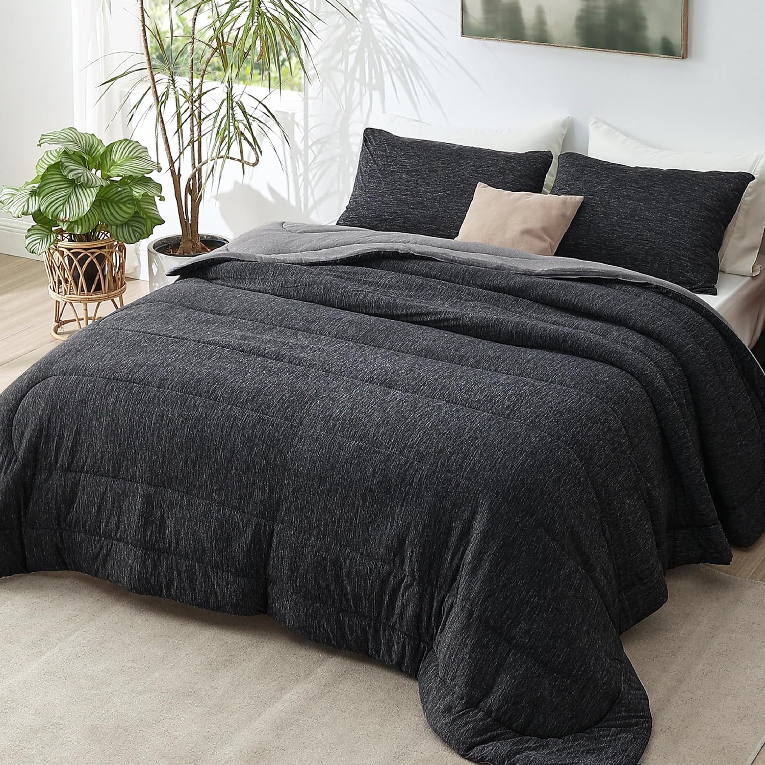 Deluxe Bedsure Queen Comforter Set, Versatile Comforter Set for Cooling and Warm...