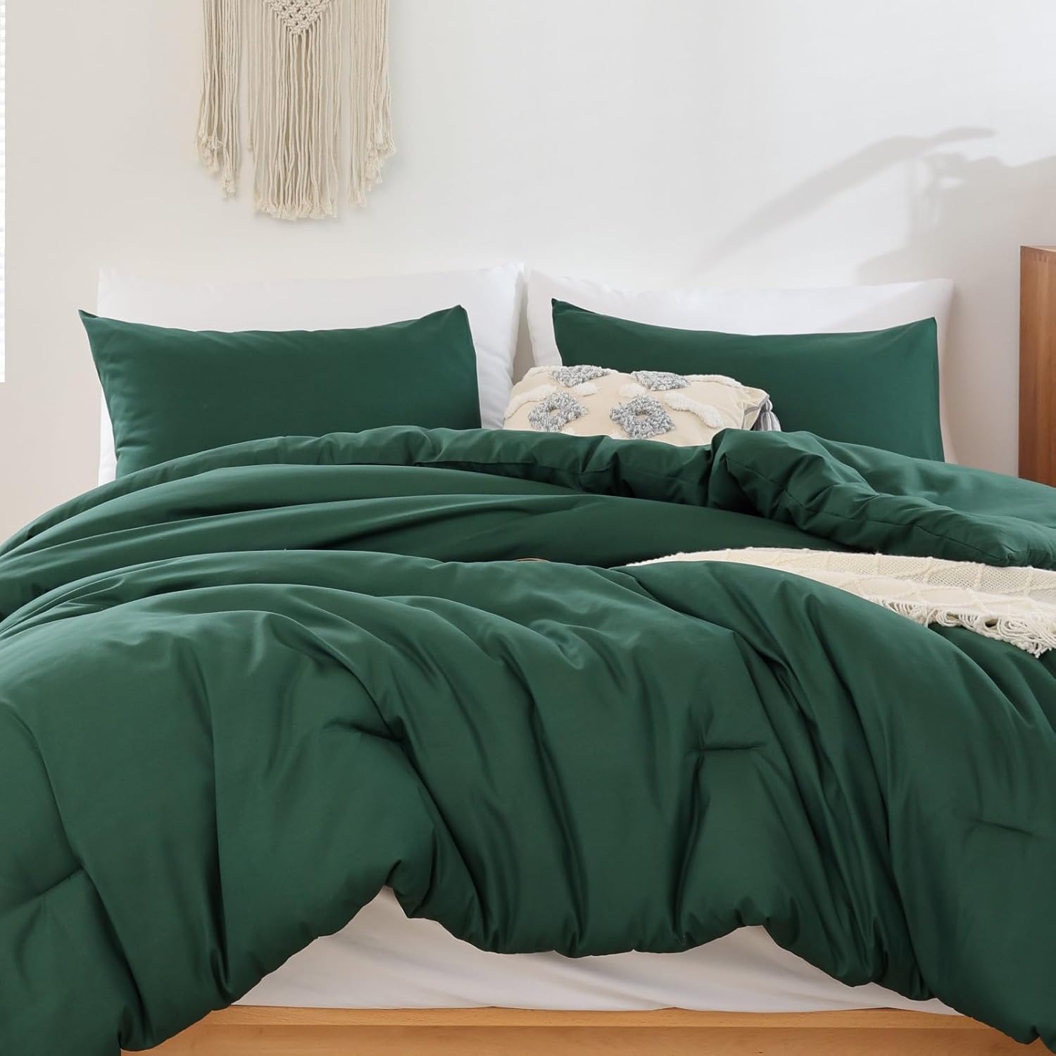 ROSGONIA King Size Comforter Set, Exclusive Emerald Green Bedding Collection, Hi...