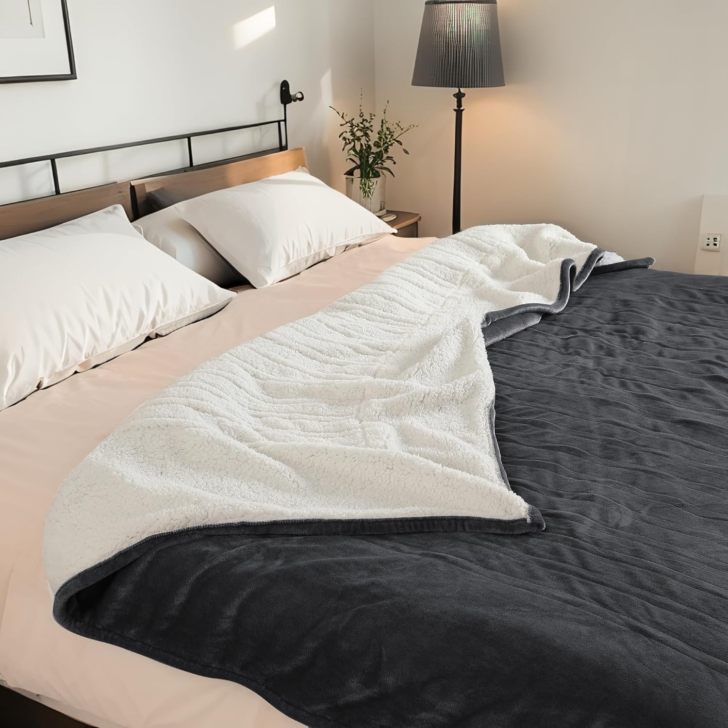 Electric Heated Blanket 72"x84" Full Size - Dual-Sided with Microplush & Sherpa...