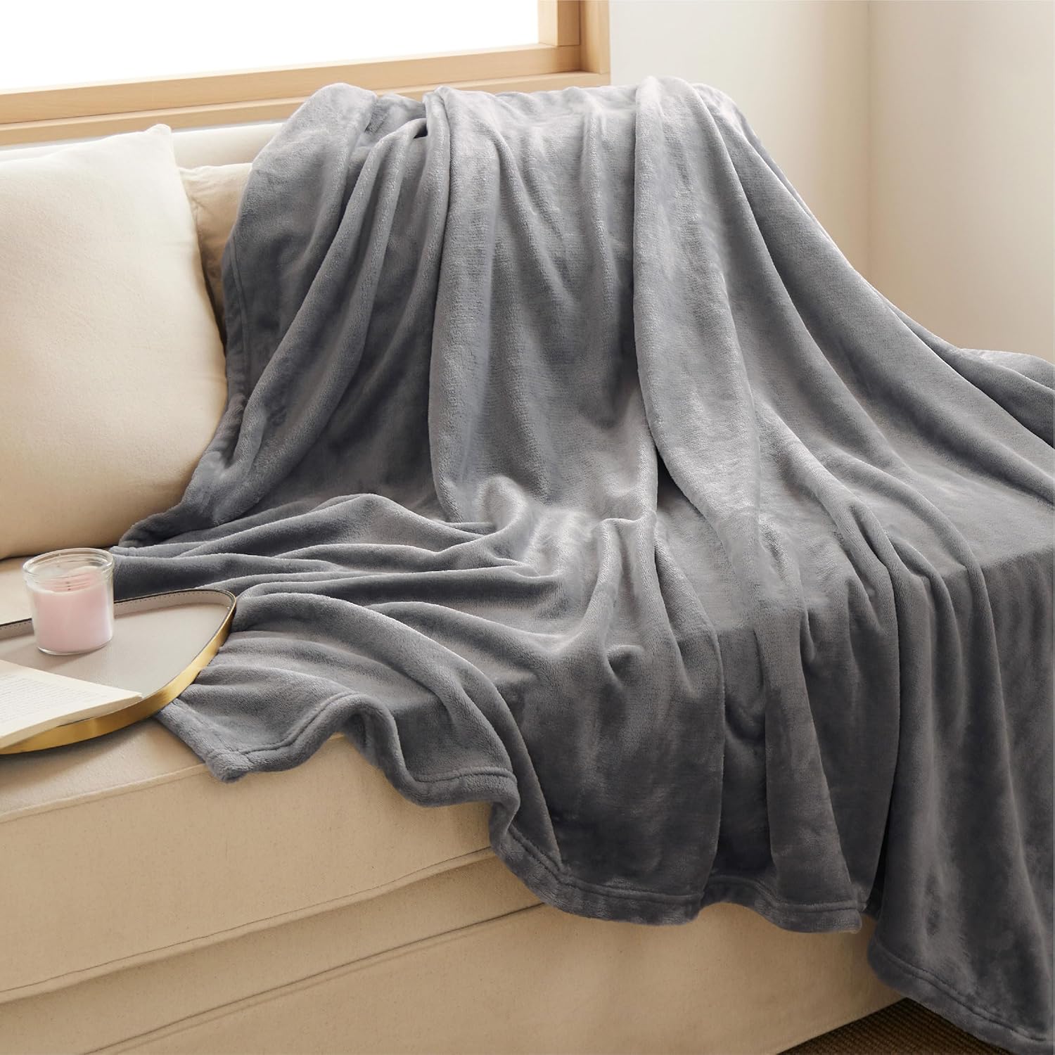 Bedsure Fleece Throw Blanket for Sofa - Soft Cosy Fluffy Blankets for Bed, Warm...