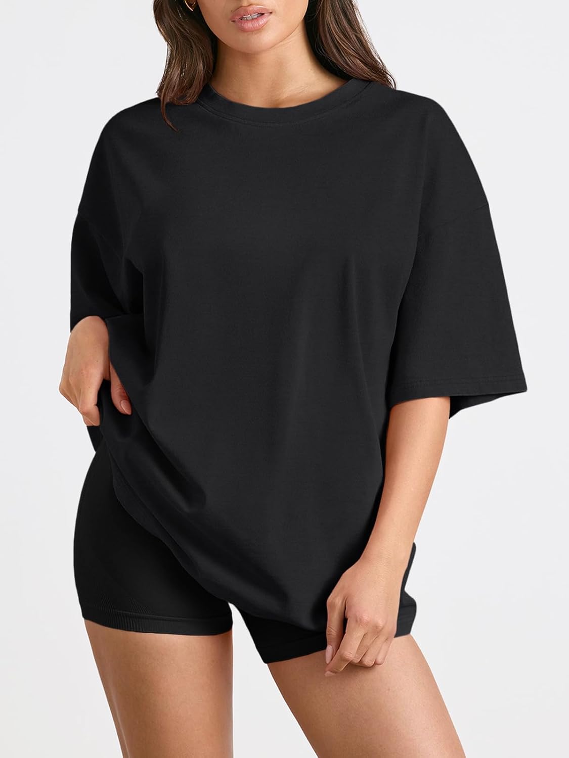 Trendy Queen Women's Oversized Tee, Comfy Fabric Loose Fit, All-Day Cozy for Gym...
