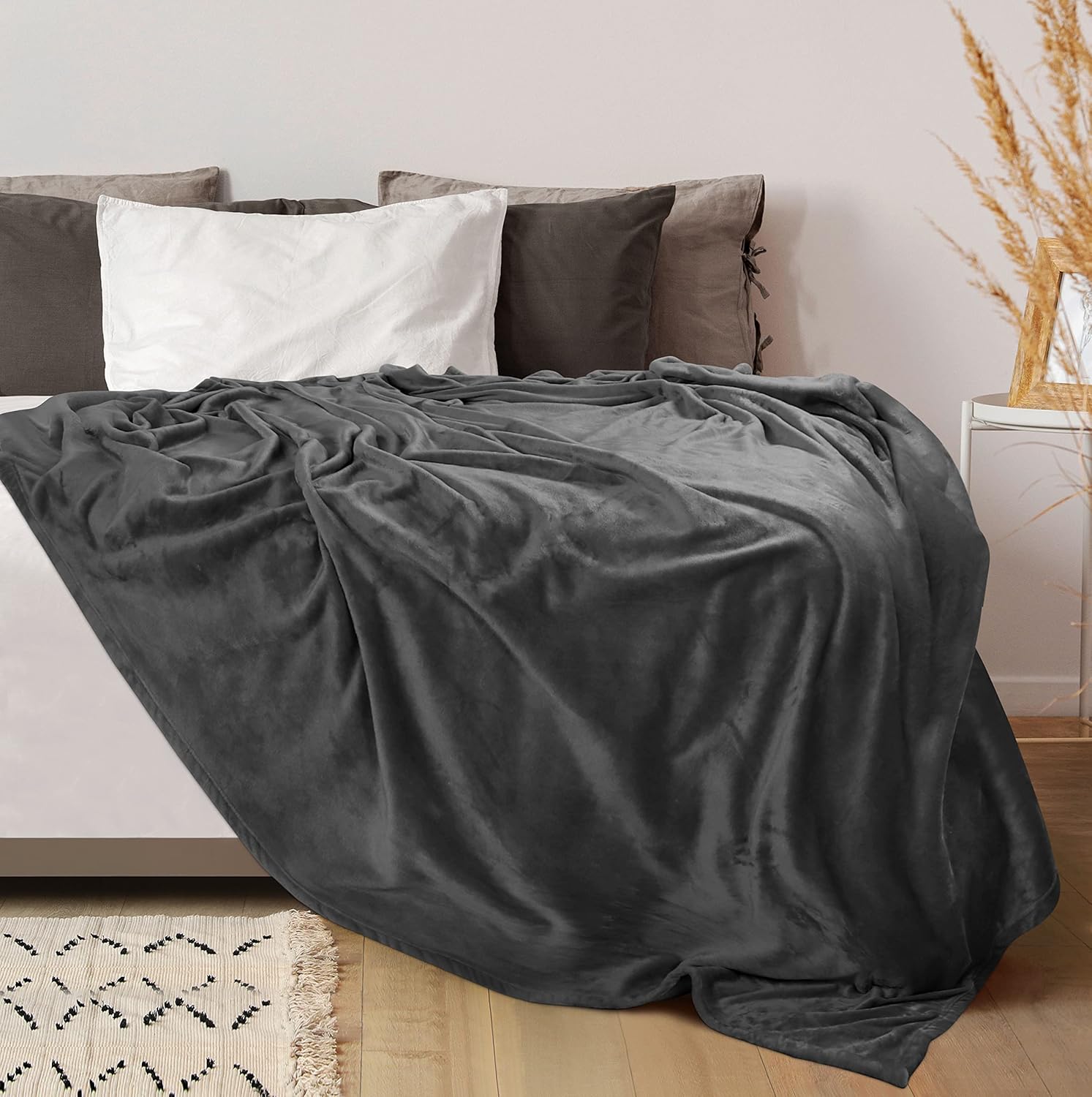 Utopia Bedding Fleece Blanket Queen Size Grey (90x90 Inches) Ultra Soft Warm Lig...
