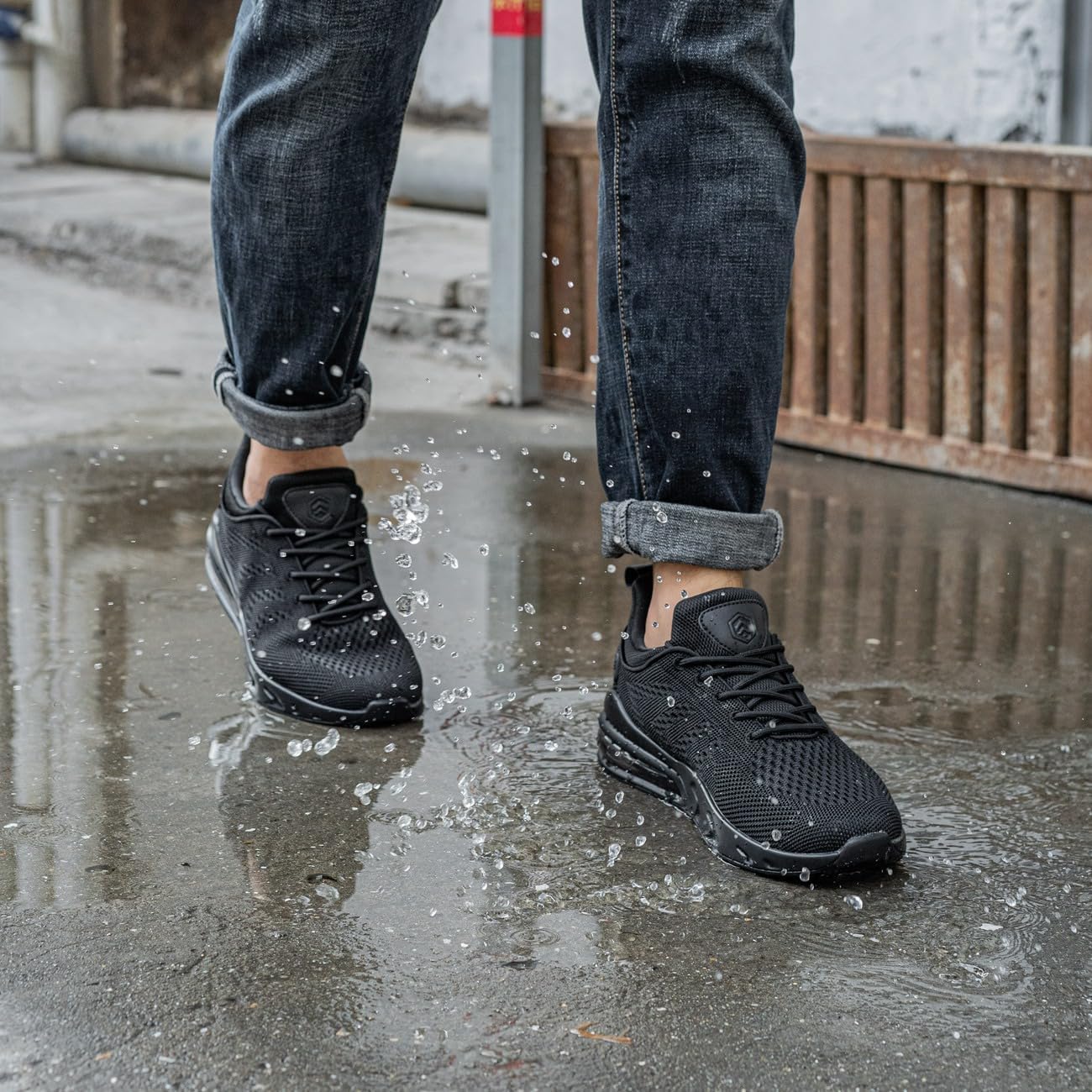 LARNMERN Work Sneakers, Special Non Slip Shoes for Men, Innovative Water Resista...